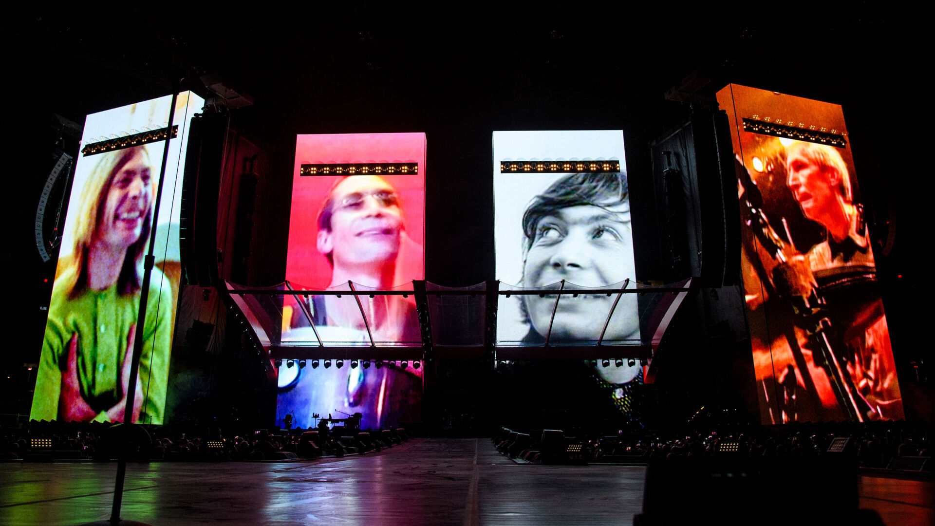 Rolling Stones pay tribute to Charlie Watts as they finally kick off US tour